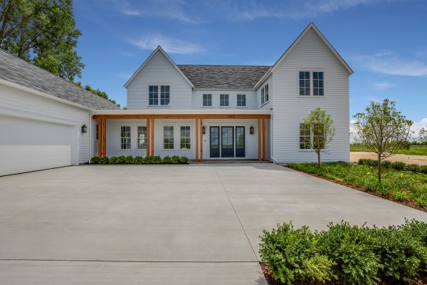 Concrete Driveway Service in Port Saint Lucie