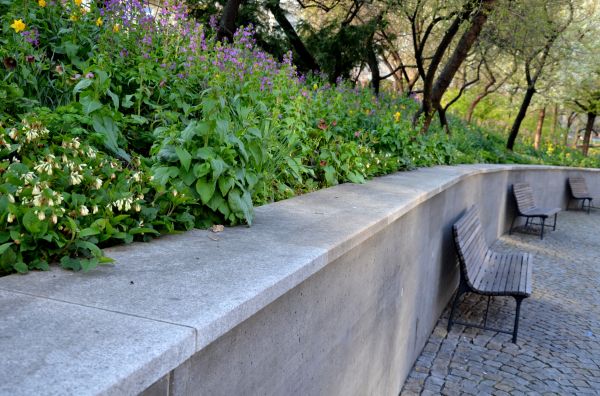 Concrete Retaining Wall Service in Port Saint Lucie