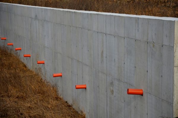 Concrete Wall Installation in Port Saint Lucie