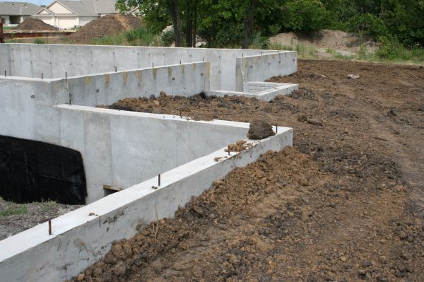 Foundation Wall Installation in Port Saint Lucie